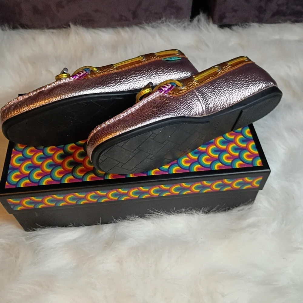 Kurt Geiger Vibrant Eagle Moccasins with Gold Bow NEW IN THE BOX - Picture 11 of 12